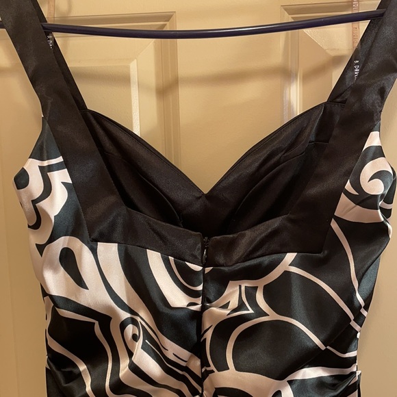 Beautiful cocktail dress - Picture 11 of 12